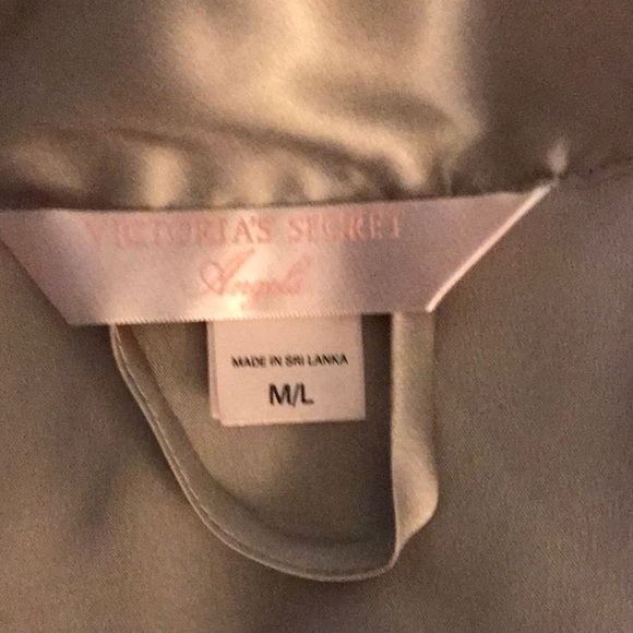 Victoria Secret robe/ kimono - Picture 5 of 5